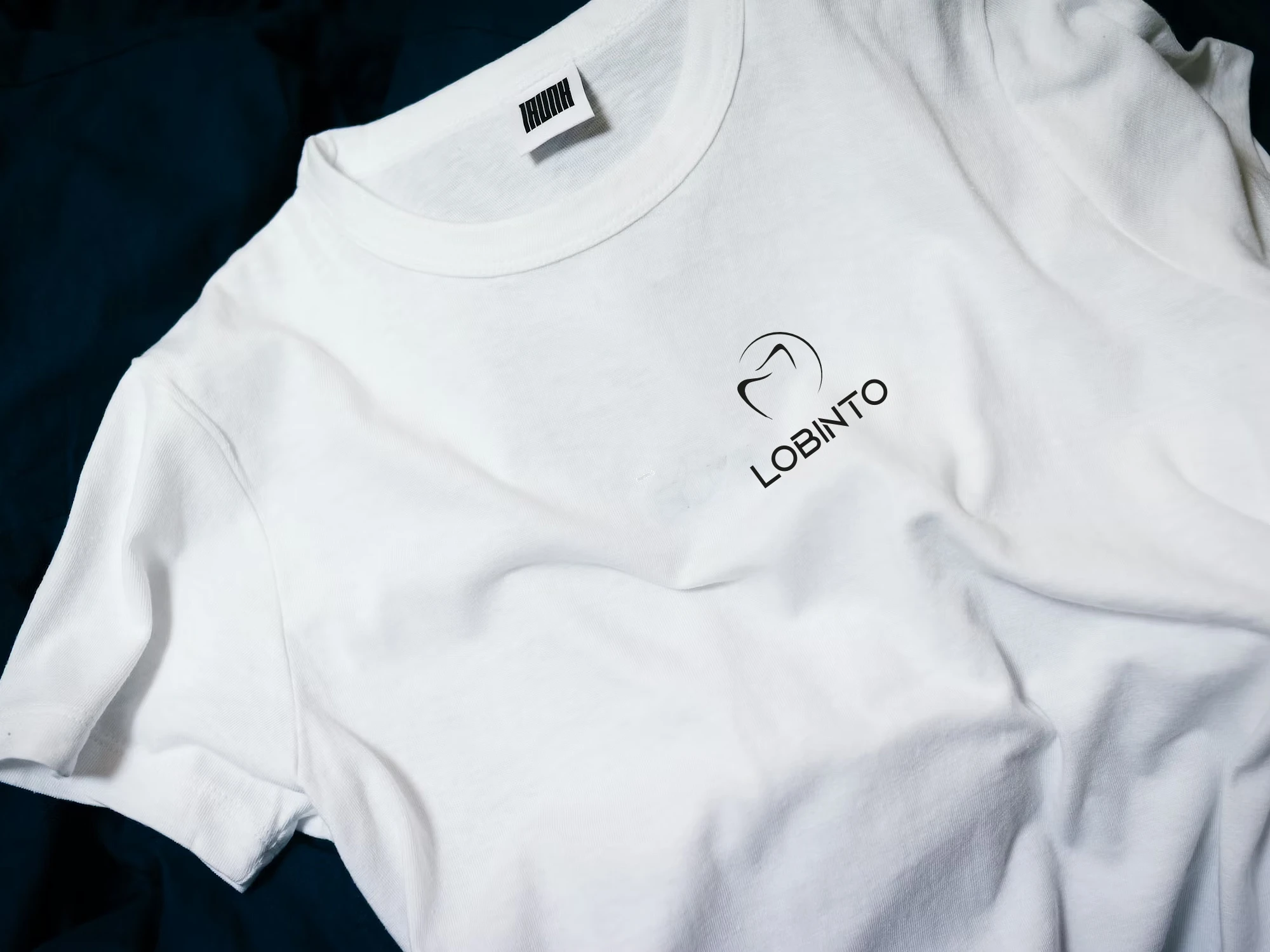 Lobinto tshirt mockup